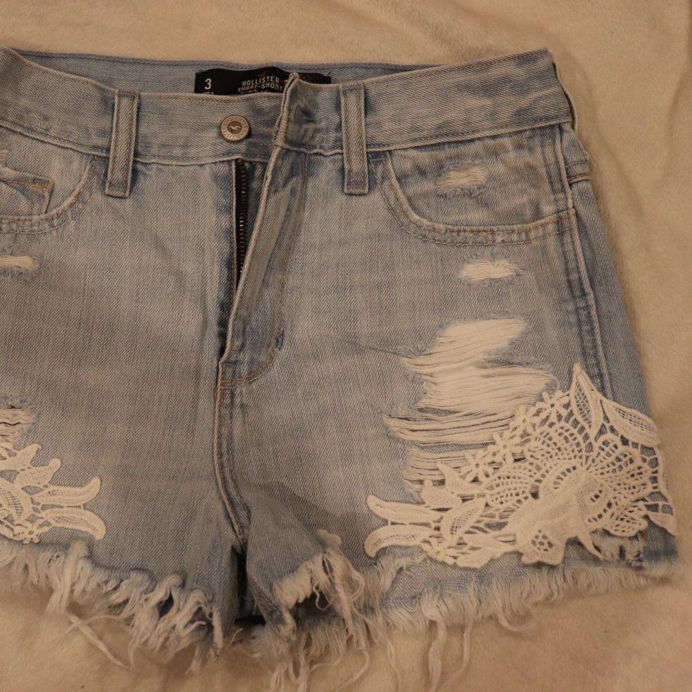 Highwaist Hollister Denim Shorts w/ Lace Sides